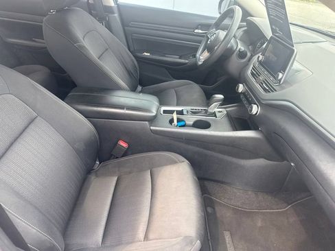 Used 2019 Nissan Altima 2.5 S FWD image 29