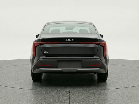 Used 2025 Kia K4 FWD image 7
