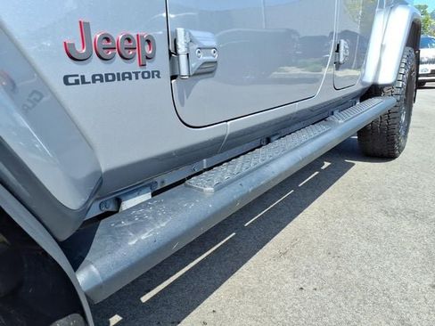 Used 2020 Jeep Gladiator Rubicon AWD/4WD image 10