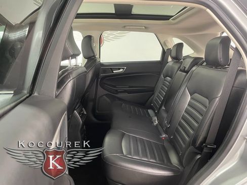 Used 2023 Ford Edge SEL w/ Convenience Package image 21