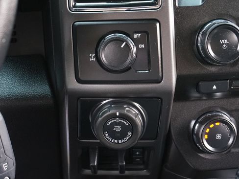 Used 2018 Ford F150 XLT w/ Equipment Group 302A Luxury RWD image 21