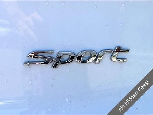 Used 2017 Hyundai Santa Fe Sport FWD image 8