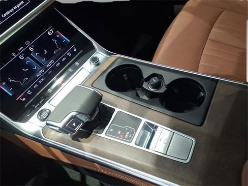 Used 2025 Audi A6 Premium Plus w/ Premium Plus Package image 15