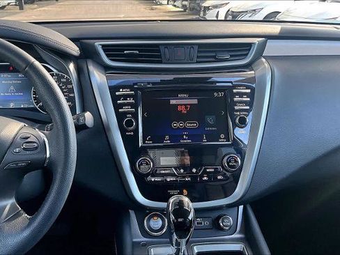 Certified 2024 Nissan Murano SV w/ SV Midnight Edition Package image 7