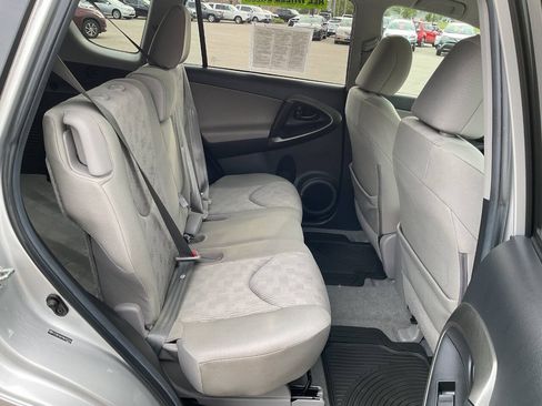 Used 2011 Toyota RAV4 4WD w/ Base L4 Extra Value Pkg image 30