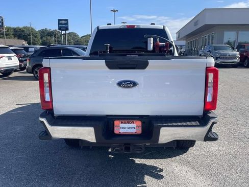 Used 2024 Ford F250 XL w/ FX4 Off-Road Package AWD/4WD image 5