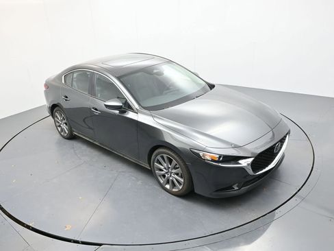 Used 2025 MAZDA MAZDA3 s image 18