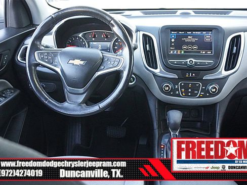 Used 2022 Chevrolet Equinox LT FWD image 17