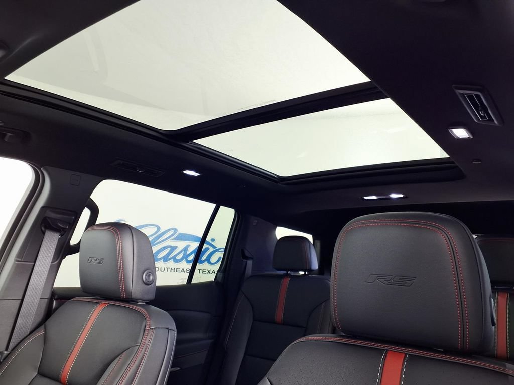 New 2026 Chevrolet Traverse RS FWD image 14