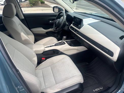 Used 2024 Honda HR-V LX image 28