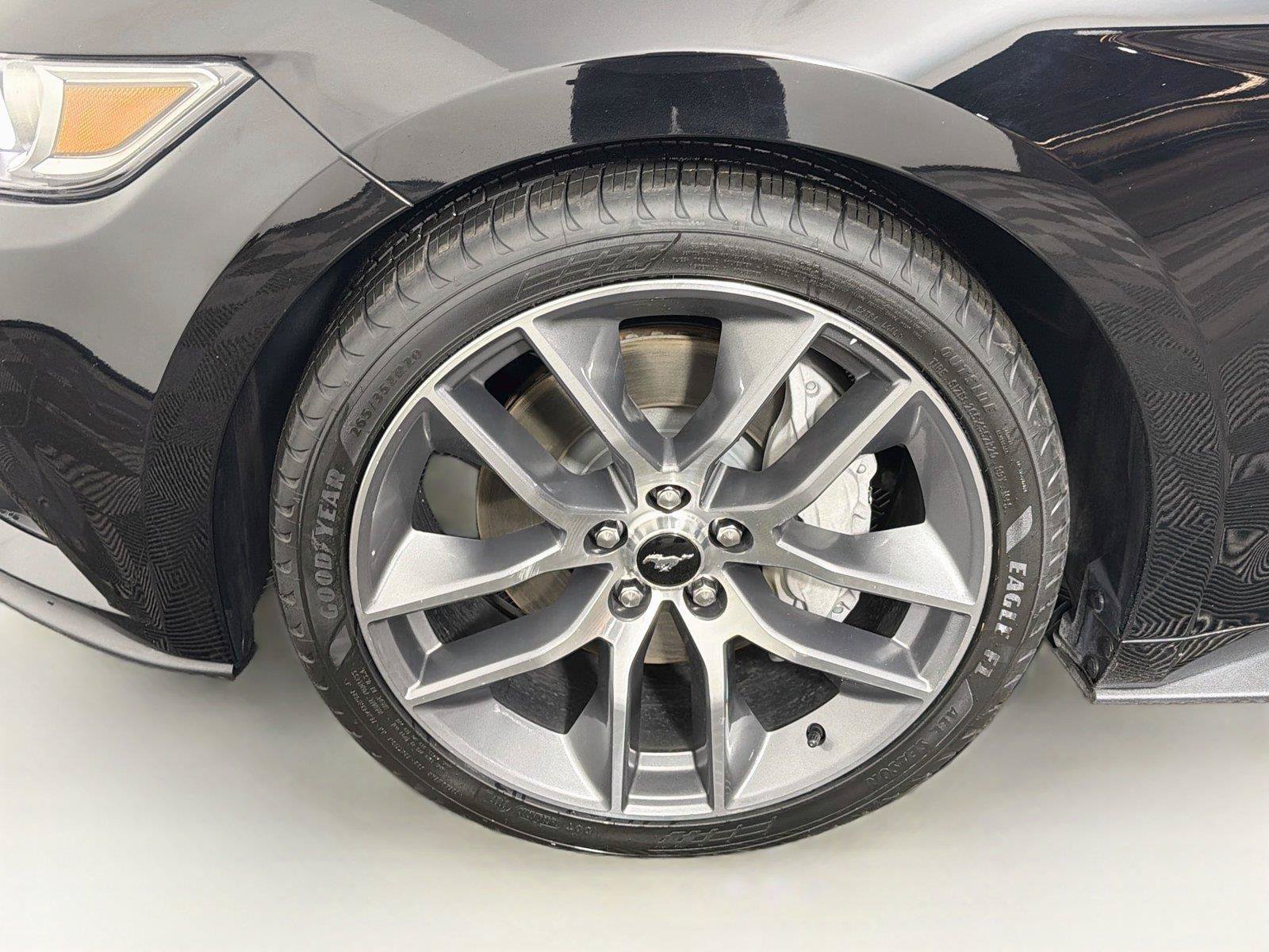 Used 2015 Ford Mustang GT Premium w/ Equipment Group 401A RWD image 33