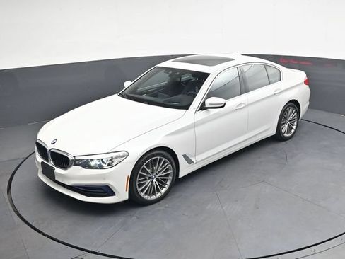 Used 2020 BMW 530i xDrive w/ Premium Package AWD/4WD image 28