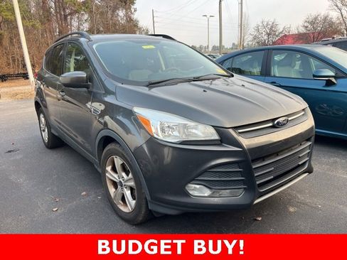 Used 2015 Ford Escape SE w/ Equipment Group 201A image 1