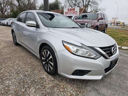 Used 2018 Nissan Altima 2.5 SL image 2