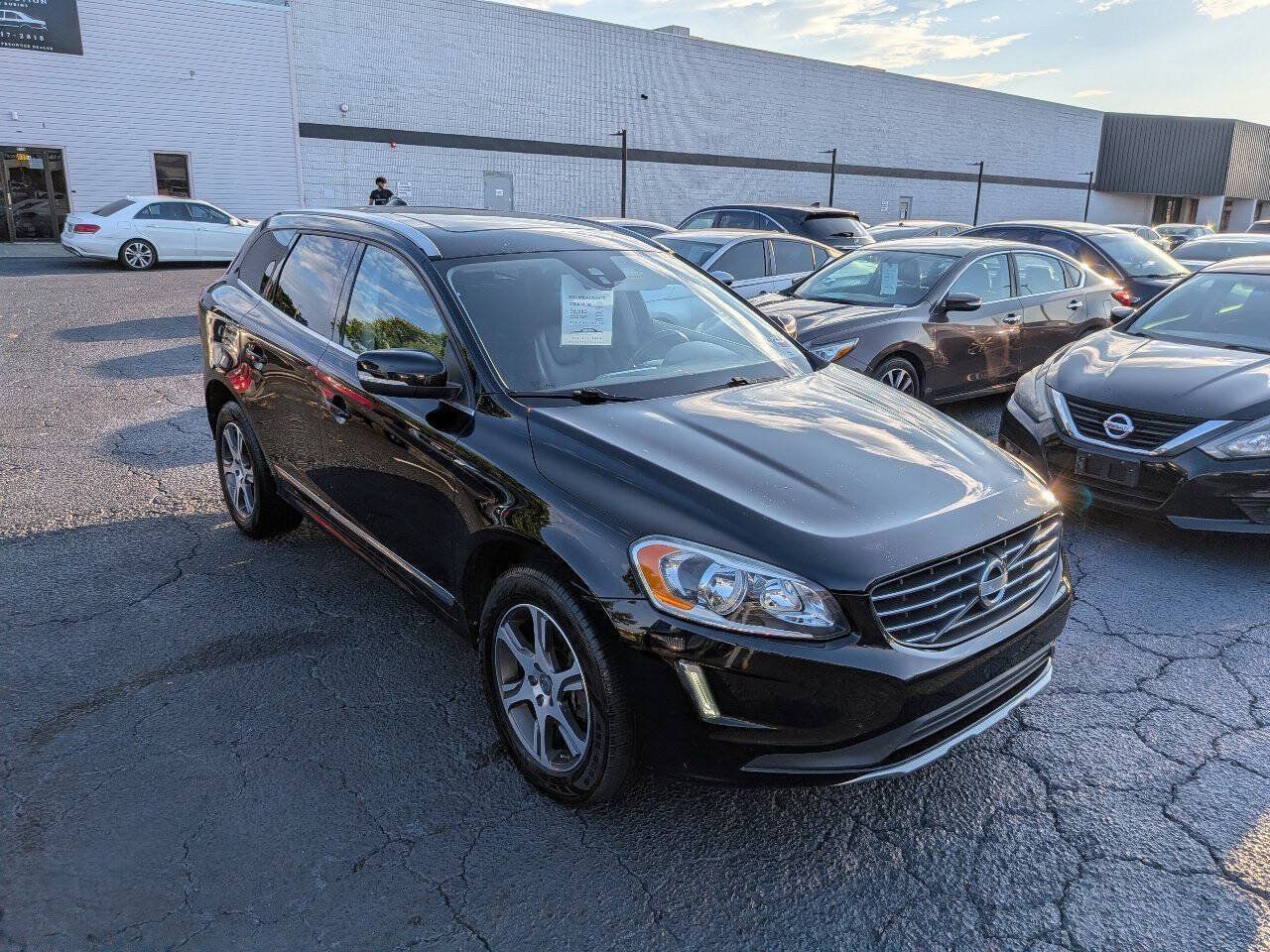 Used 2014 Volvo XC60 T6 AWD/4WD image 9