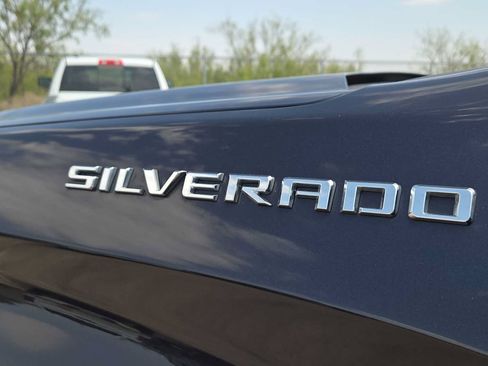 Used 2024 Chevrolet Silverado 1500 LT w/ Leather Package RWD image 11
