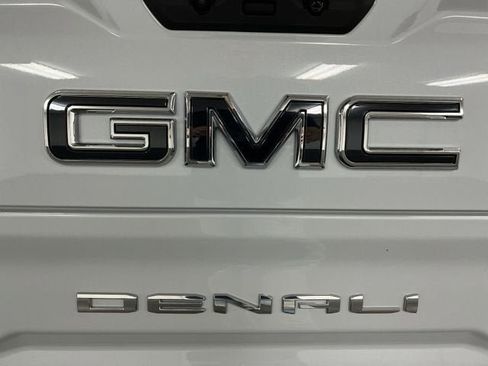 New 2026 GMC Sierra 1500 Denali Ultimate AWD/4WD image 32