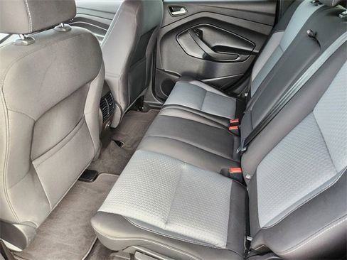 Used 2017 Ford Escape SE image 27