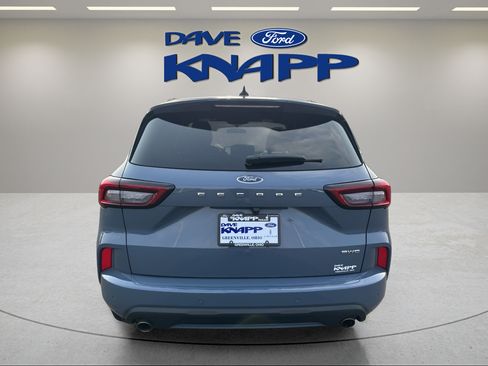 Used 2024 Ford Escape ST-Line w/ Tech Pack #1 AWD/4WD image 5