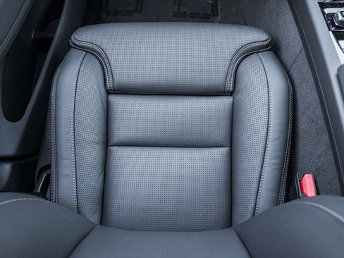 New 2026 Volvo XC60 B5 Ultra w/ Protection Package Premier image 31