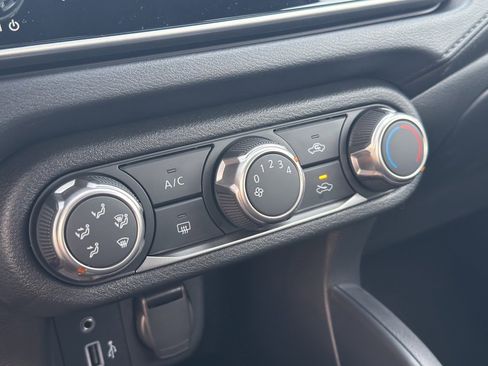 New 2025 Nissan Versa S w/ Trunk Package image 25