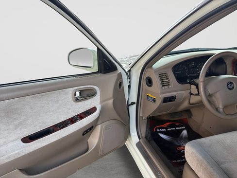 Used 2004 Kia Optima FWD image 11