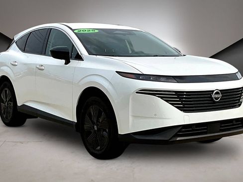 Certified 2025 Nissan Murano SV AWD/4WD image 1