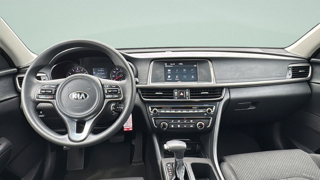 Used 2018 Kia Optima LX w/ 17" Alloy Wheels Package FWD image 13