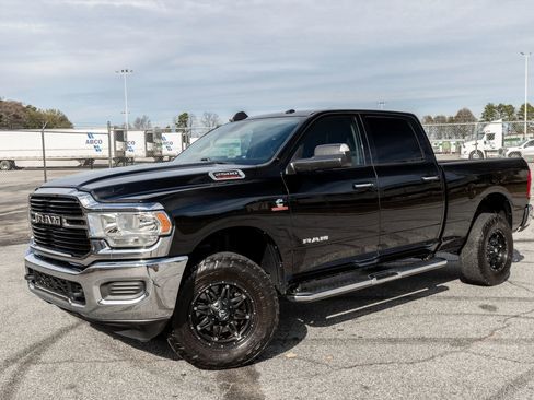 Used 2019 RAM 2500 Big Horn image 2