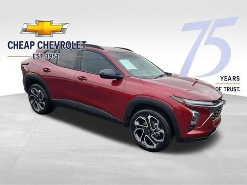 Used 2025 Chevrolet Trax RS w/ Driver Confidence Package FWD image 8
