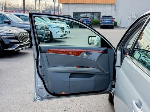 Used 2007 Toyota Avalon Touring image 12