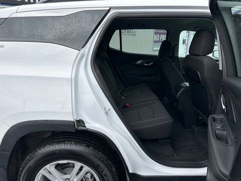 Used 2022 GMC Terrain SLE w/ Driver Convenience Package FWD image 21