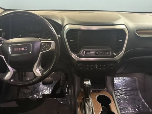 Used 2017 GMC Acadia SLE FWD image 10