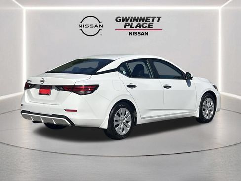Used 2025 Nissan Sentra S FWD image 23