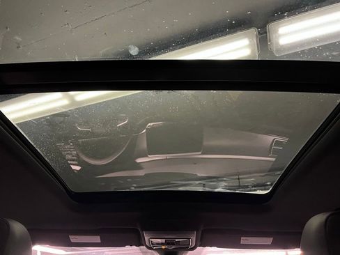 New 2026 Volkswagen Atlas Cross Sport SE image 10