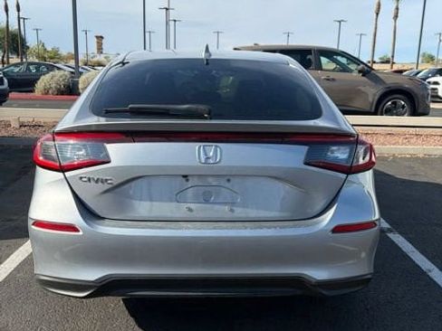 Used 2024 Honda Civic EX-L image 6