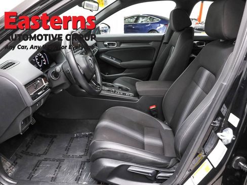 Used 2025 Honda Civic Sport image 14