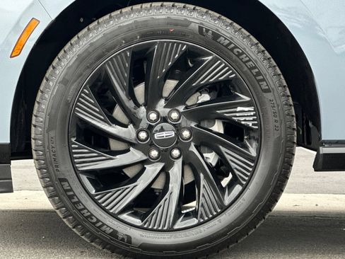 New 2026 Lincoln Navigator Reserve w/ Jet Appearance Package AWD/4WD image 26