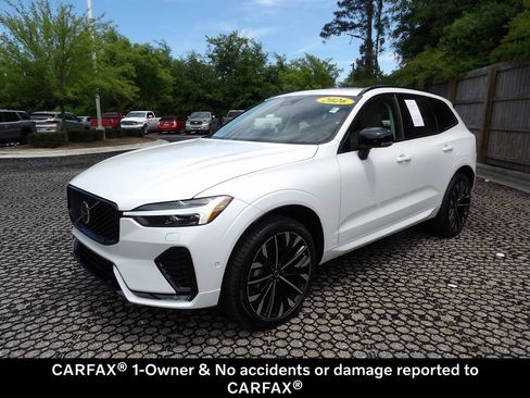 Certified 2026 Volvo XC60 B5 Ultra w/ Protection Package Premier AWD/4WD image 4