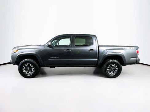 Used 2023 Toyota Tacoma TRD Off-Road image 4