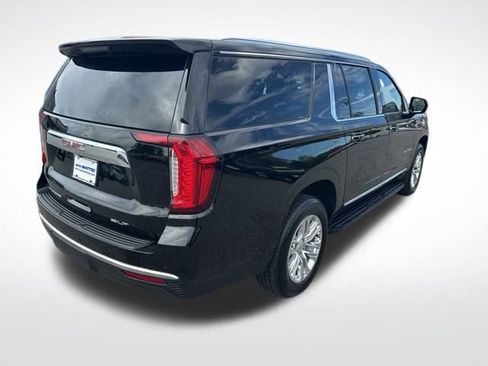 Used 2024 GMC Yukon XL SLT image 5