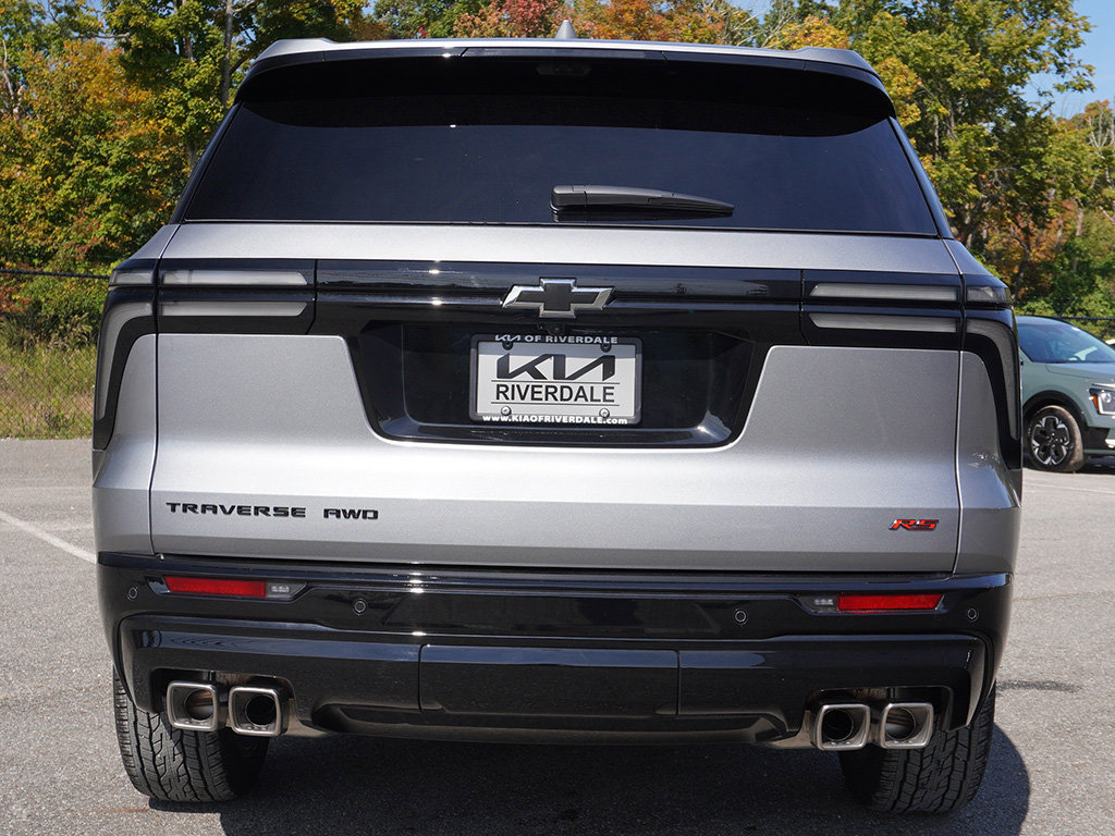 Used 2026 Chevrolet Traverse RS AWD/4WD image 18