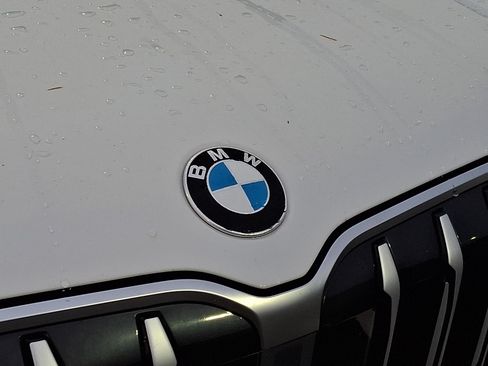 Used 2023 BMW X1 xDrive28i w/ Premium Package AWD/4WD image 10