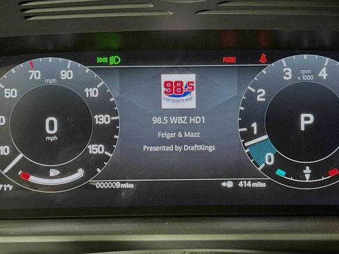 New 2025 Land Rover Discovery Dynamic SE AWD/4WD image 11