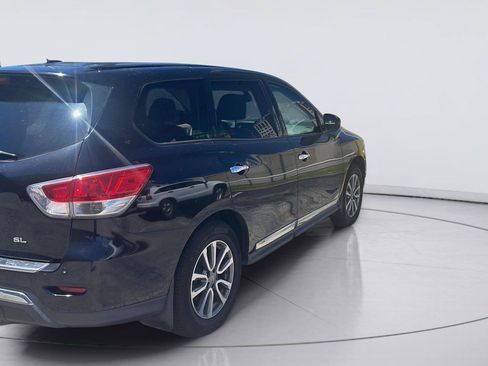 Used 2014 Nissan Pathfinder SL w/ Trailer Tow Package FWD image 14