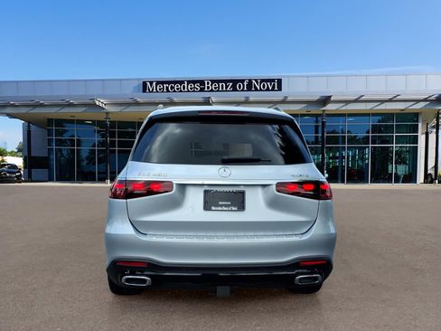 Certified 2024 Mercedes-Benz GLS 450 4MATIC image 4