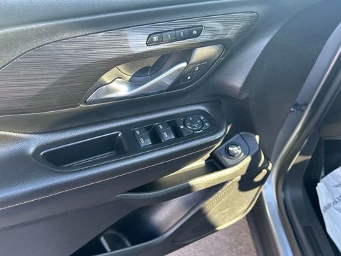 Used 2019 GMC Terrain SLT w/ Preferred Package AWD/4WD image 23