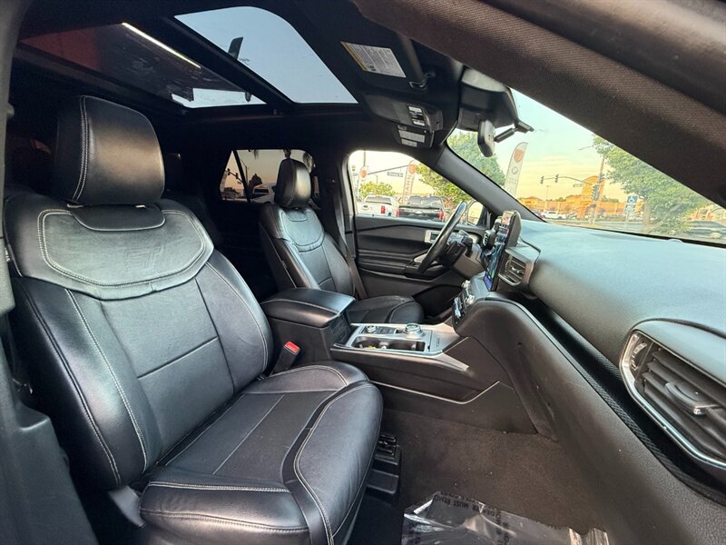 Used 2020 Ford Explorer ST w/ ST Street Pack AWD/4WD image 40