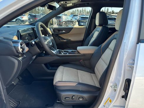 New 2026 Chevrolet Equinox ACTIV w/ Convenience Package III image 18