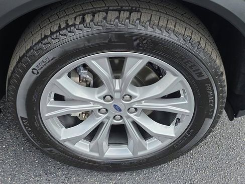 Used 2024 Ford Explorer XLT w/ Equipment Group 202A RWD image 8